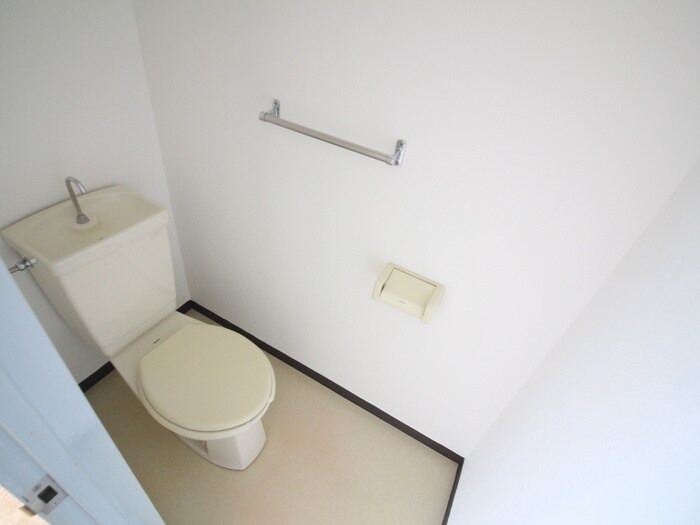 物件内観写真12　(トイレ)