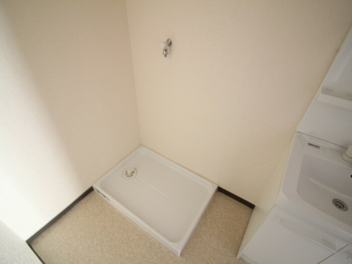 物件内観写真19　(洗濯機置場)