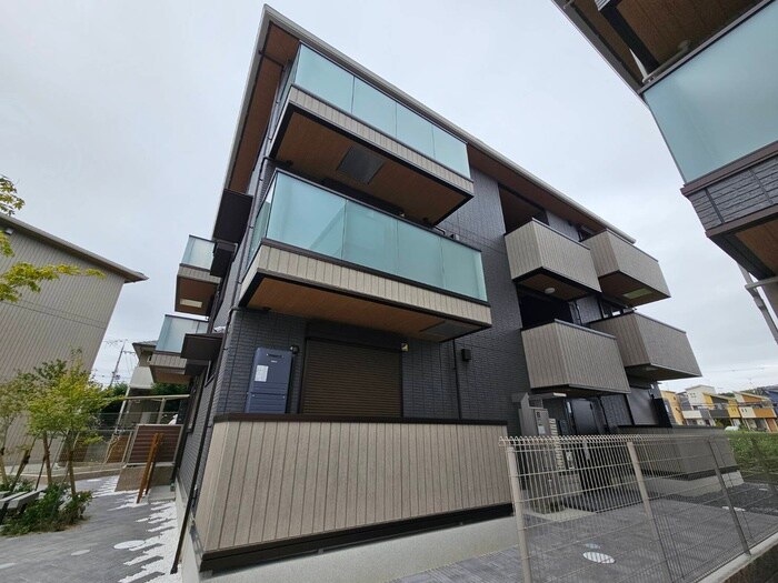 物件外観写真1　(外観写真)