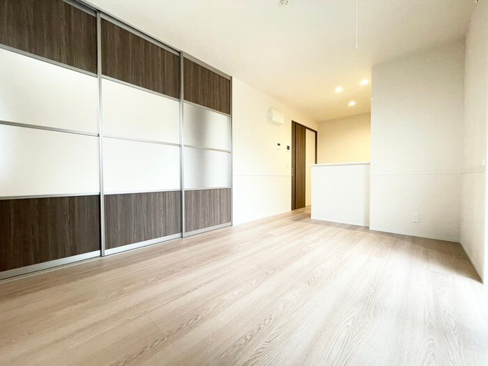 物件内観写真6　(居室)