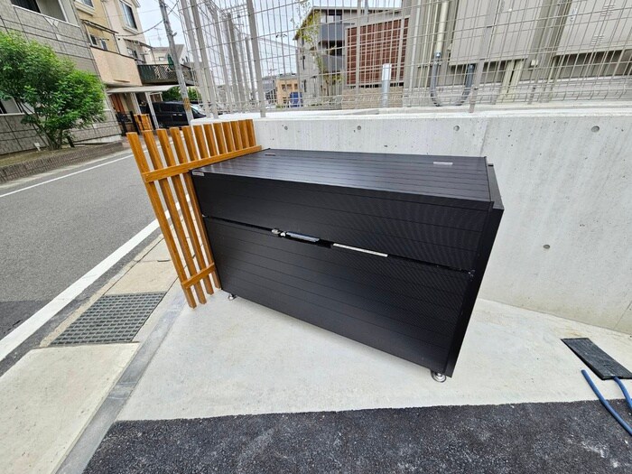 物件外観写真4　(建物設備)