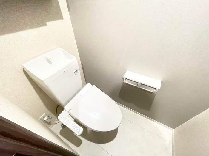 物件内観写真16　(トイレ)