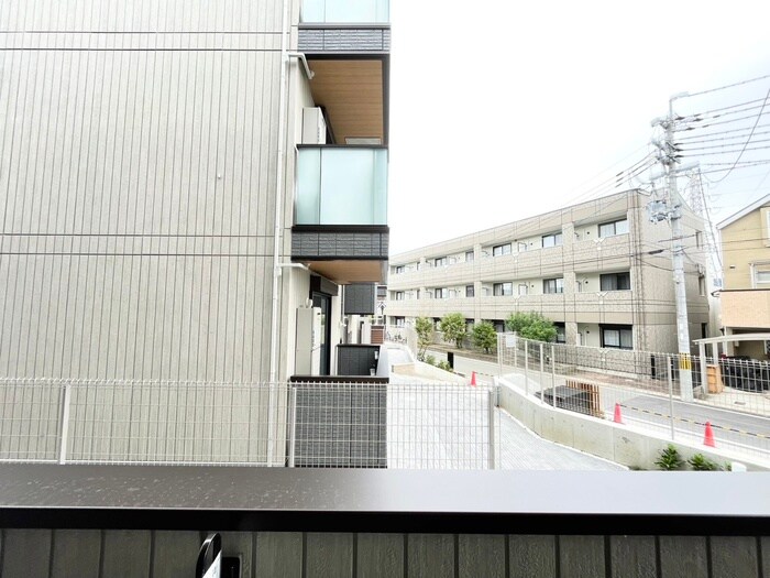 物件内観写真22　(室内からの展望)