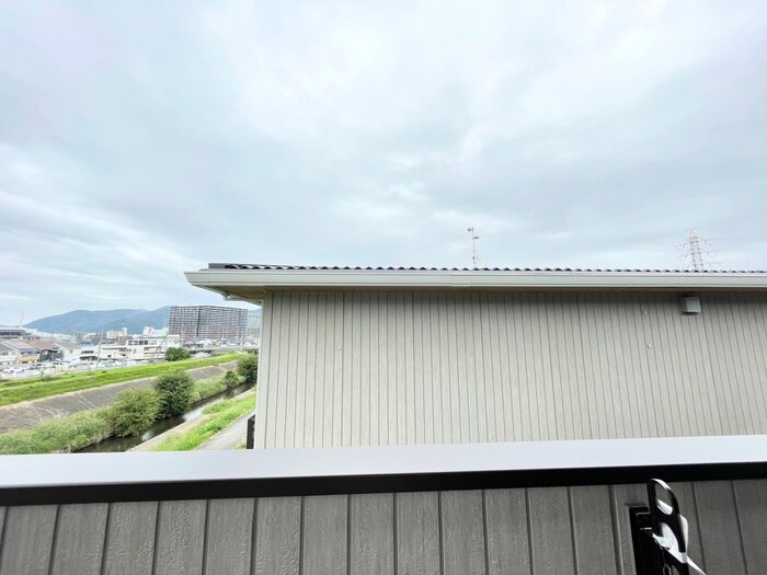 物件内観写真22　(室内からの展望)