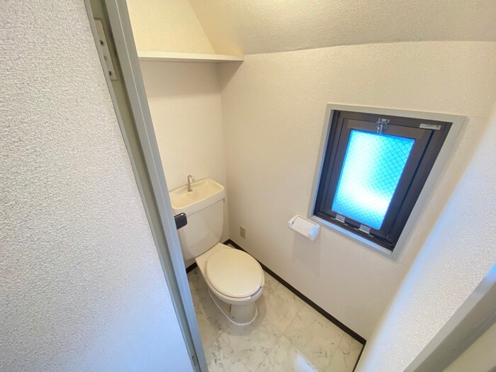 物件内観写真12　(トイレ)