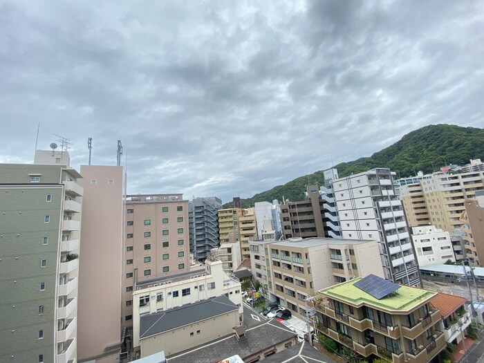 物件内観写真16　(室内からの展望)