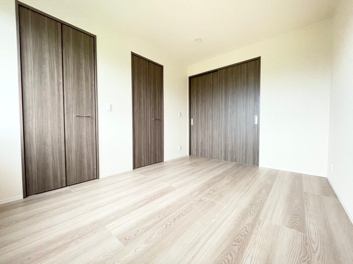 物件内観写真13　(居室)