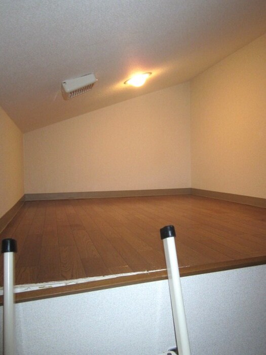 物件内観写真15　(ロフト)
