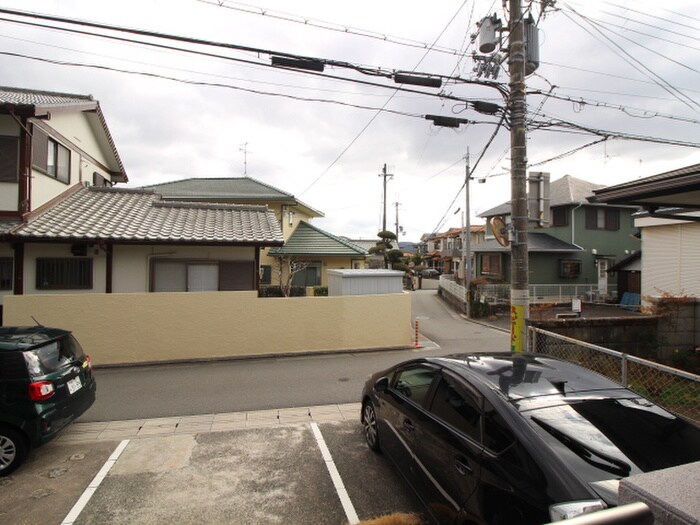 物件内観写真18　(室内からの展望)