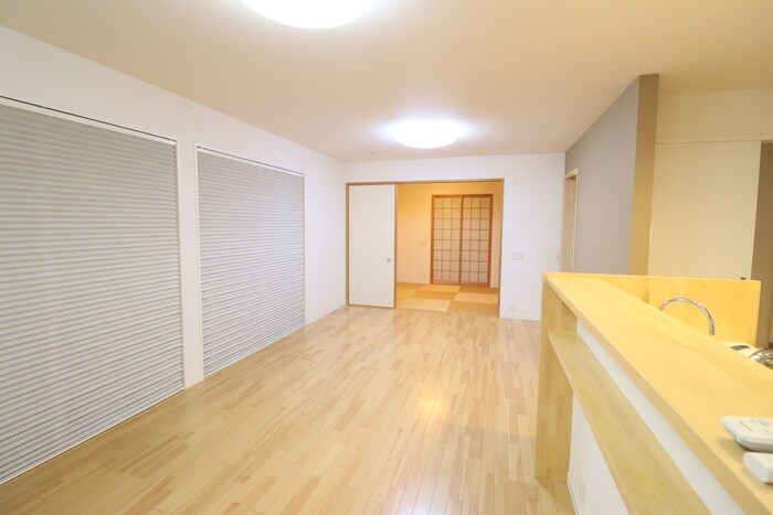 物件内観写真8　(居室)