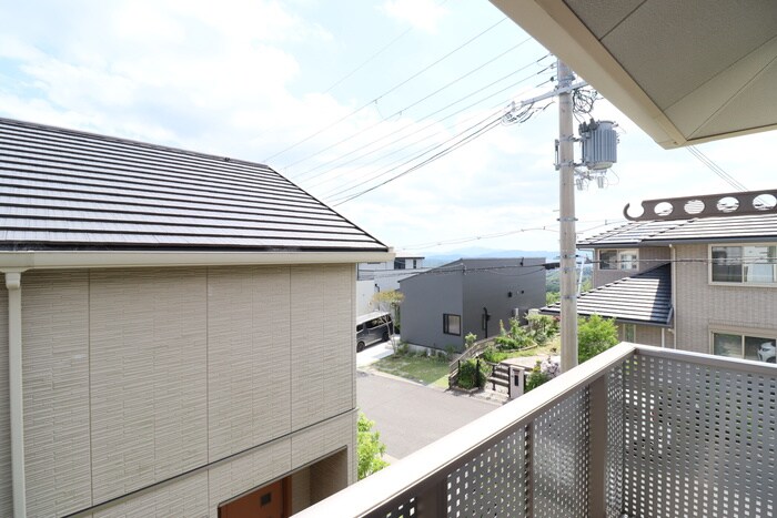 物件内観写真18　(室内からの展望)