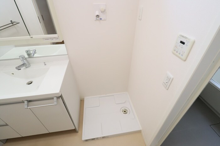 物件内観写真20　(洗濯機置場)