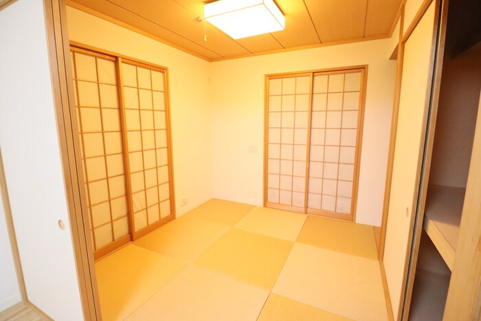 物件内観写真21　(居室)