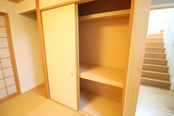 物件内観写真22　(収納)