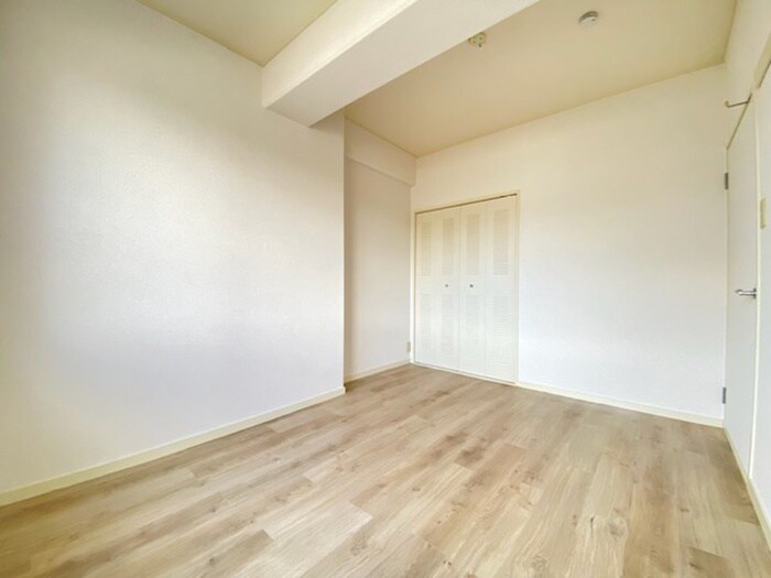 物件内観写真13　(居室)
