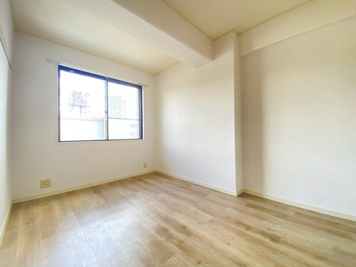 物件内観写真14　(居室)