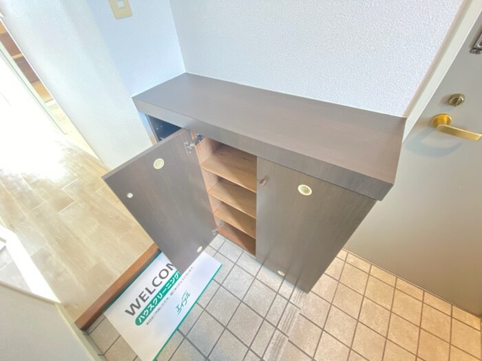 物件内観写真19　(靴箱)