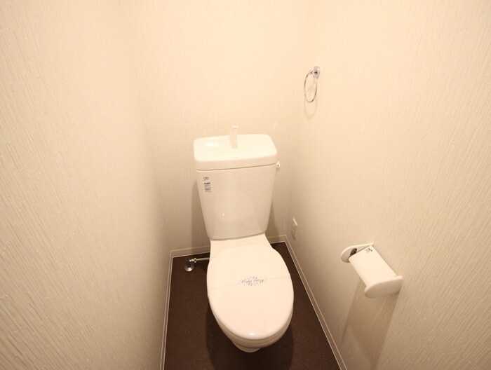 物件内観写真15　(トイレ)