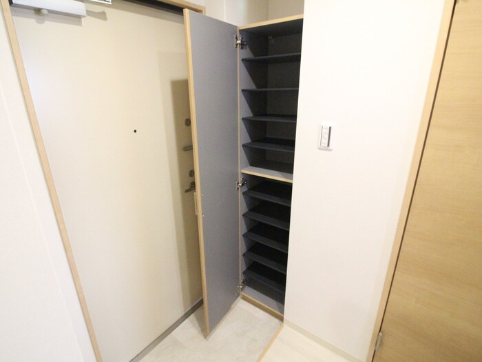 物件内観写真18　(靴箱)