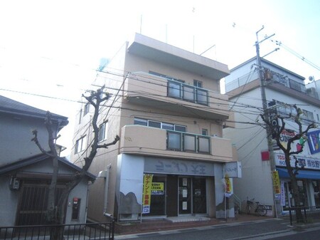 森本ビル外観写真