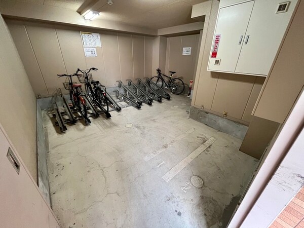 駐輪場