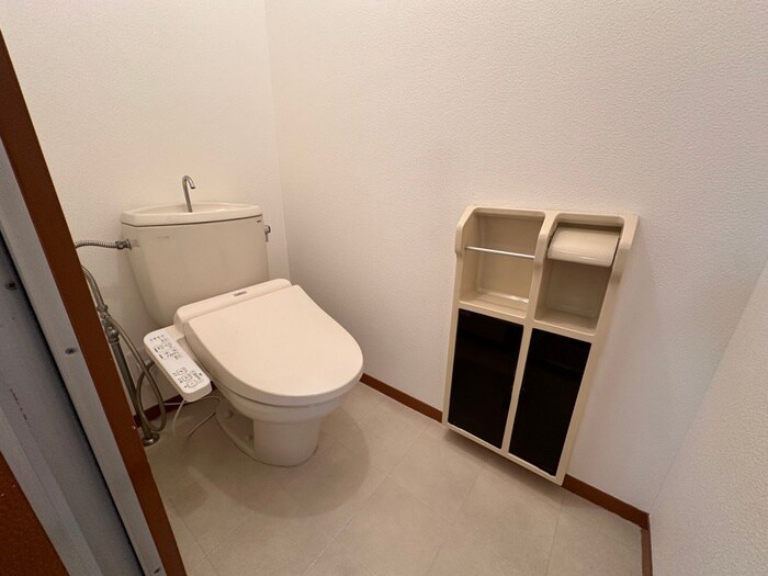 物件内観写真11　(トイレ)