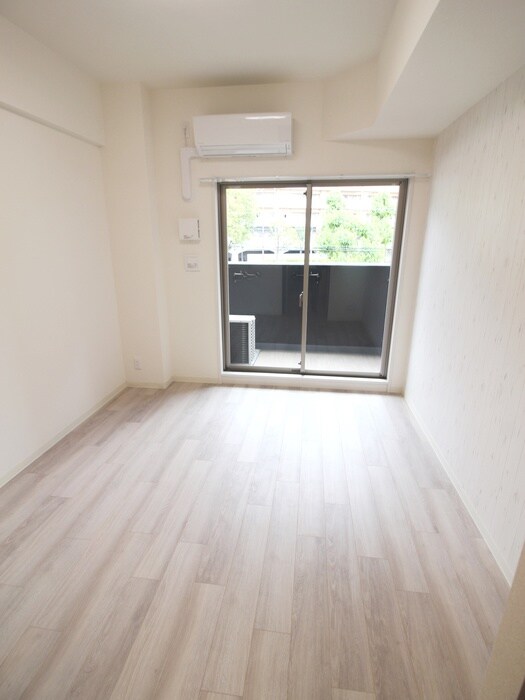 物件内観写真12　(居室)