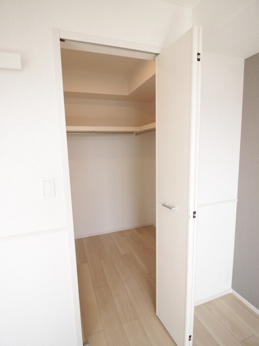 物件内観写真11　(収納)