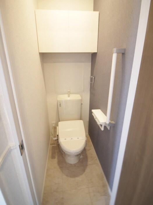 物件内観写真14　(トイレ)