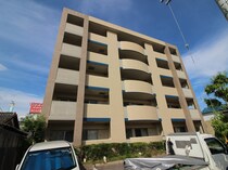 アリエスの外観写真