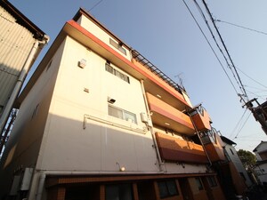 エムロ－ド上神田外観写真