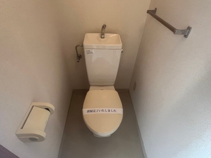 物件内観写真10　(トイレ)