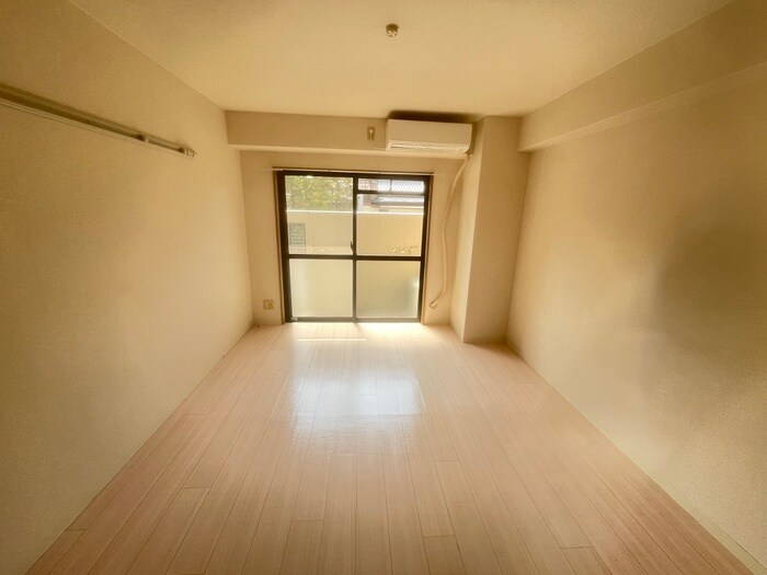 物件内観写真12　(居室)