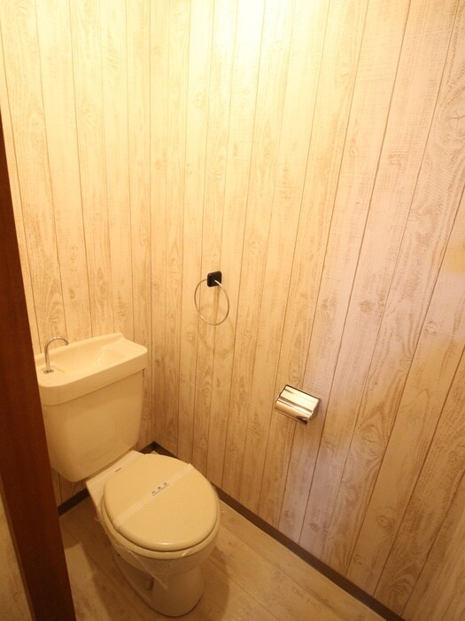 物件内観写真13　(トイレ)