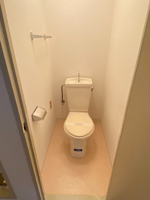 物件内観写真11　(トイレ)