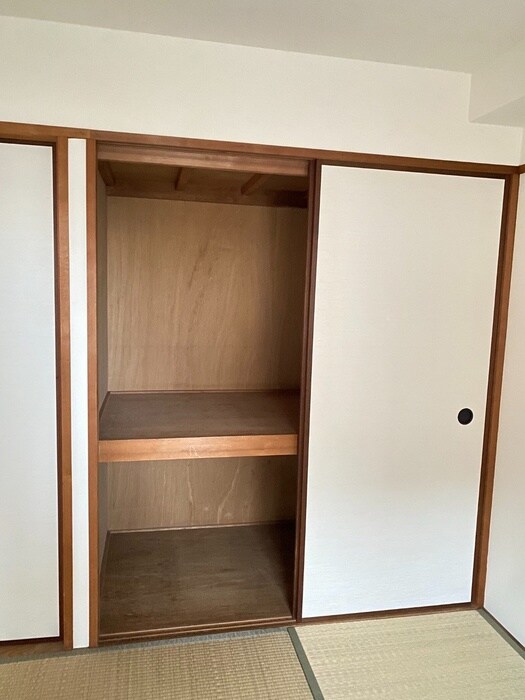 物件内観写真12　(収納)