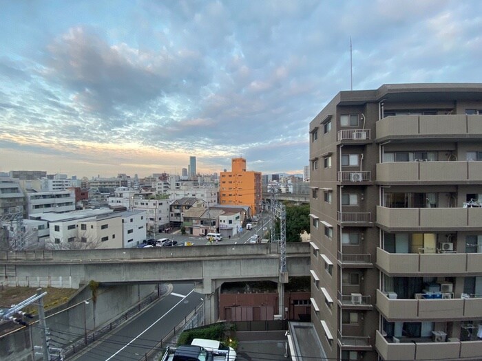 物件内観写真22　(室内からの展望)