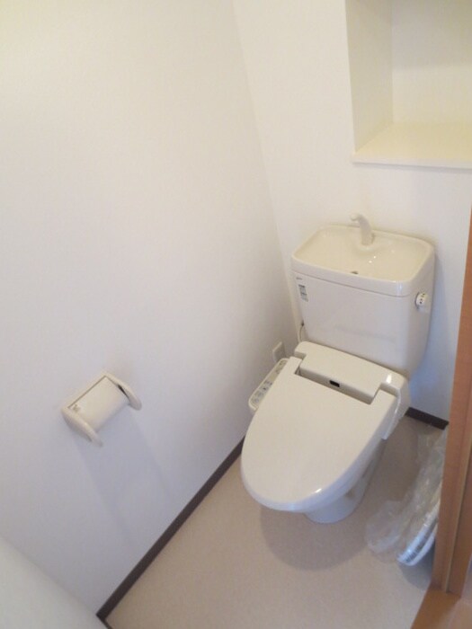 物件内観写真12　(トイレ)