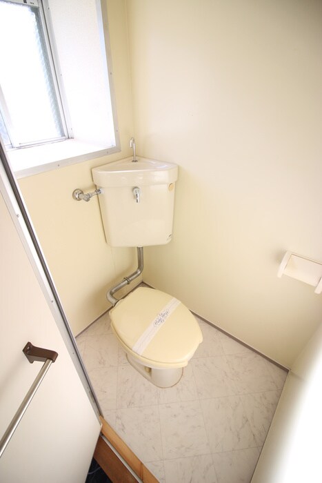 物件内観写真14　(トイレ)