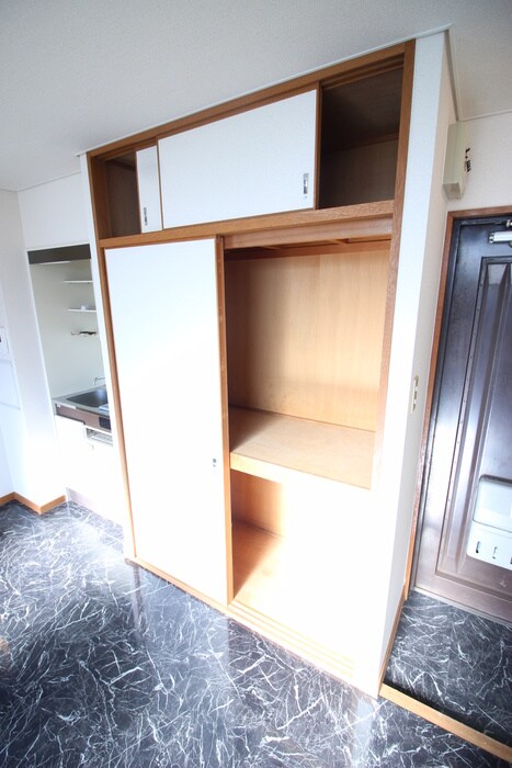 物件内観写真18　(収納)