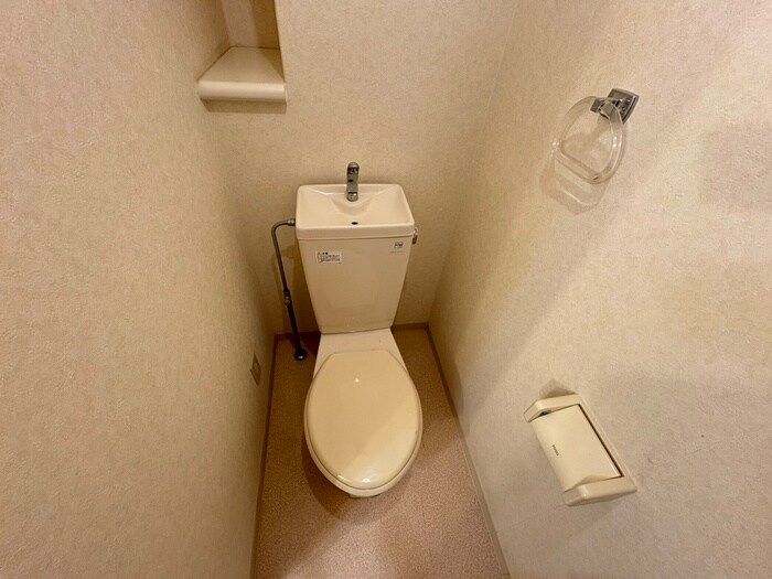 物件内観写真10　(トイレ)