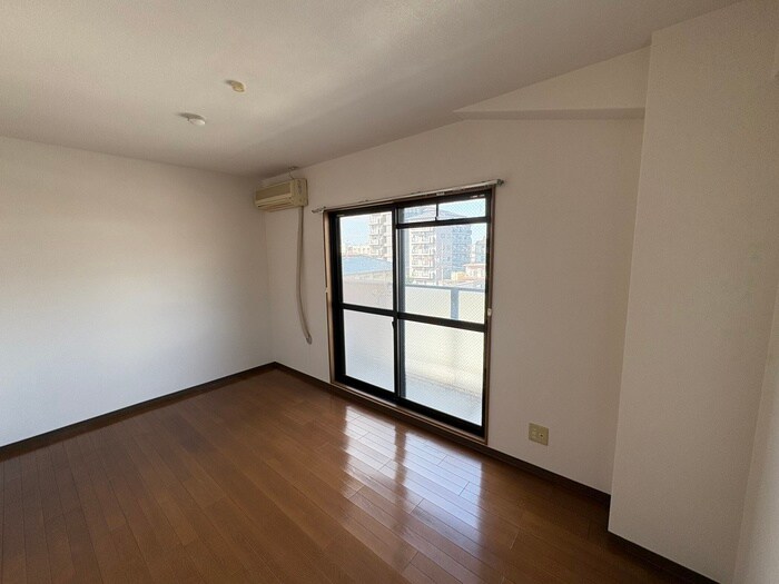 物件内観写真13　(居室)