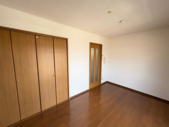 物件内観写真14　(居室)