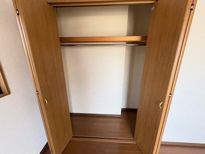 物件内観写真15　(収納)