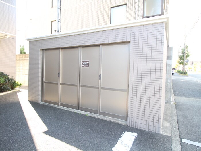 物件外観写真6　(建物設備)