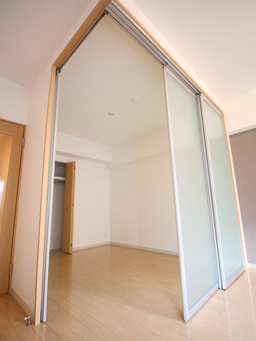 物件内観写真15　(居室)