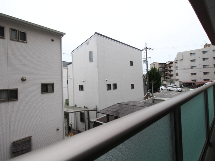 物件内観写真16　(室内からの展望)