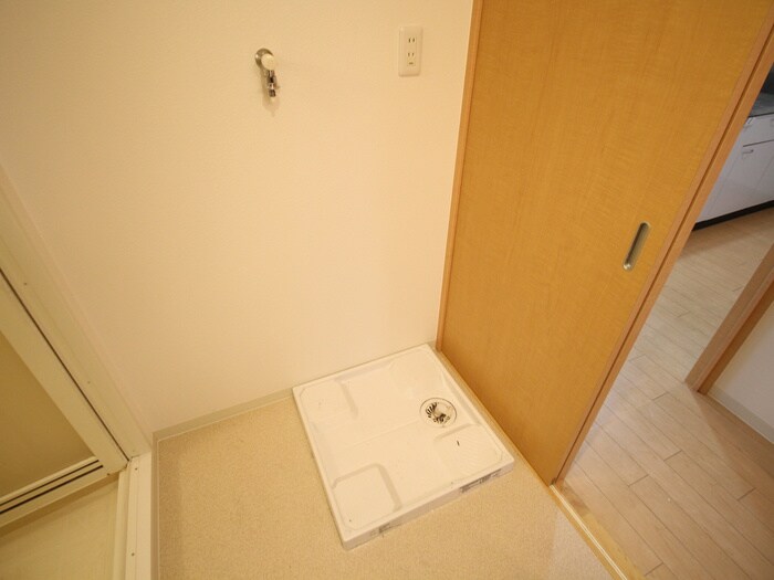 物件内観写真20　(洗濯機置場)