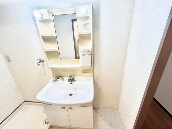 物件内観写真9　(洗面)