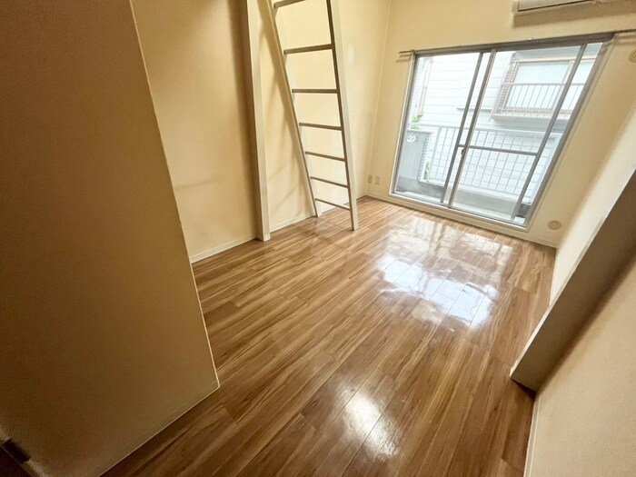 物件内観写真12　(居室)